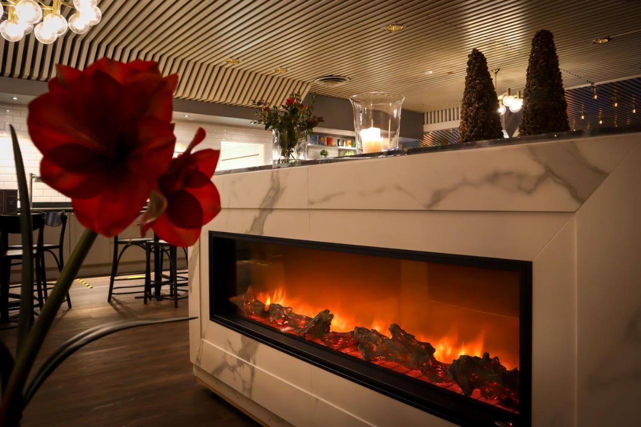Apple & Konferens Hotel