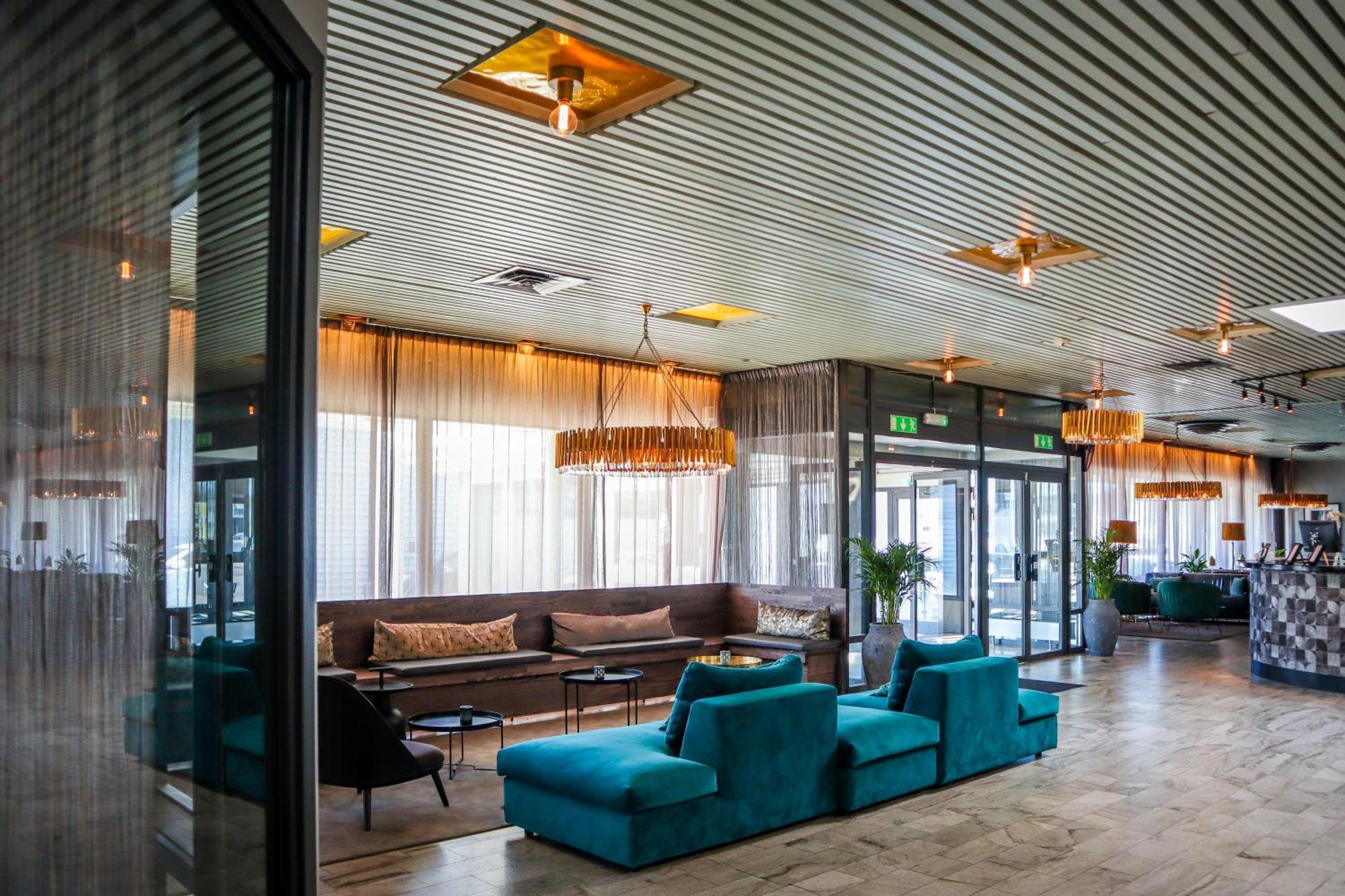 Apple & Konferens Hotel
